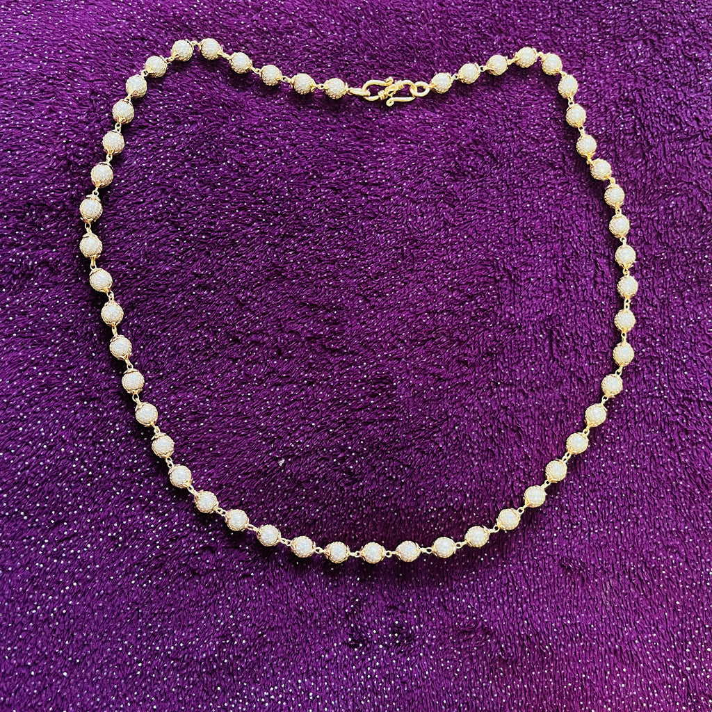 Gold Toned Pearl Simple Necklace