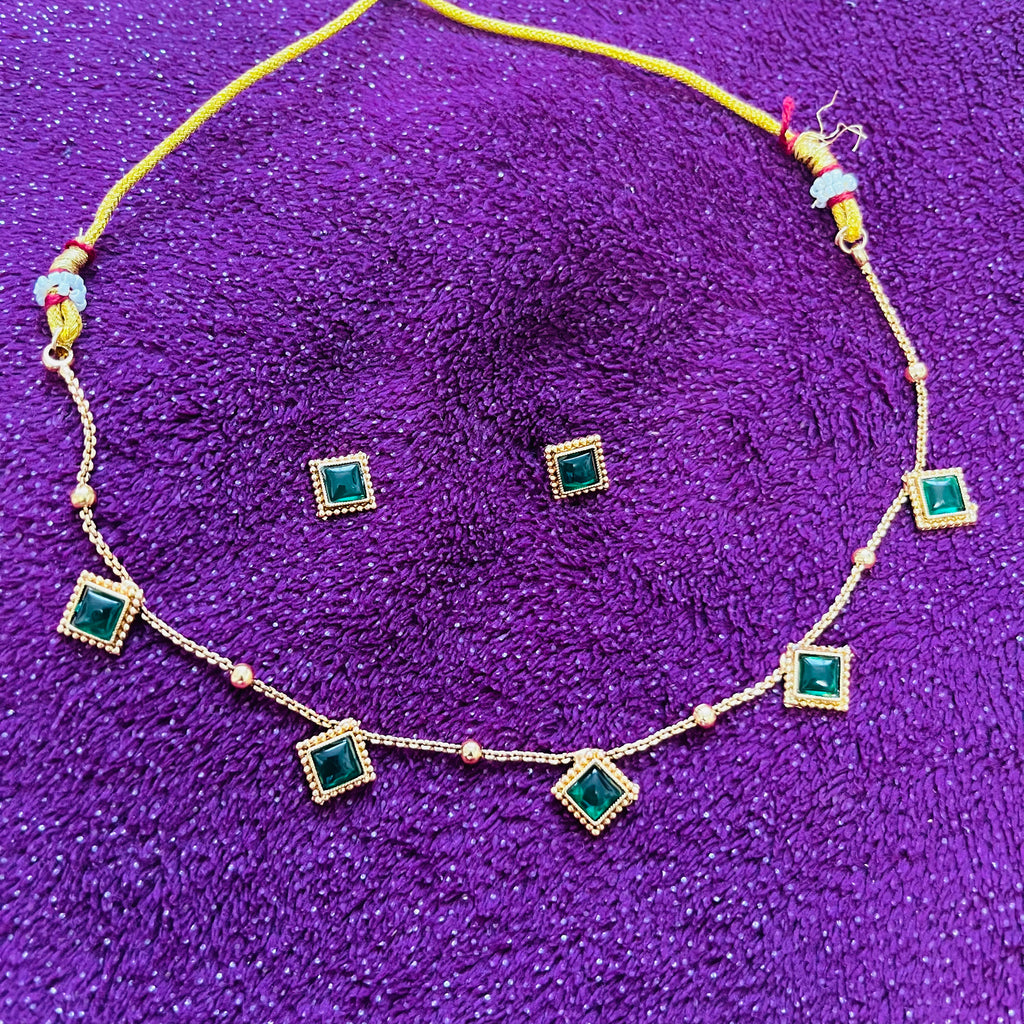 Antique Necklace Set